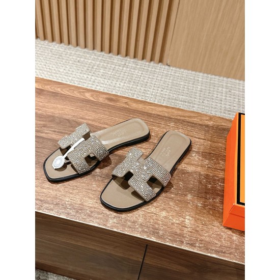 Hermes Slippers