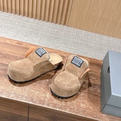  Balenciaga Slippers