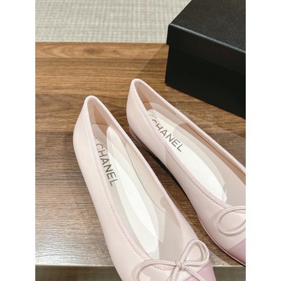 CHANEL Ballerinas