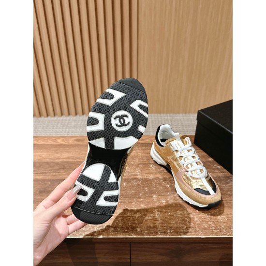 CHANEL Sneakers