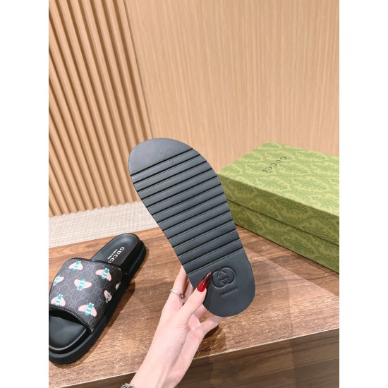 Gucci Slippers