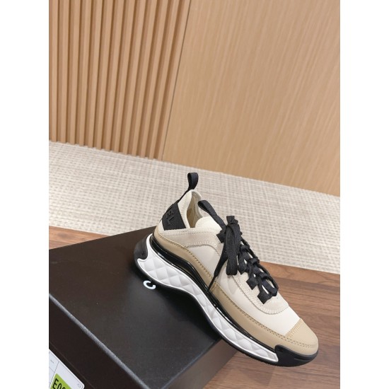 CHANEL Sneakers