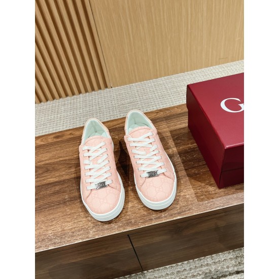 Gucci Sneakers