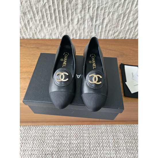 CHANEL Loafers