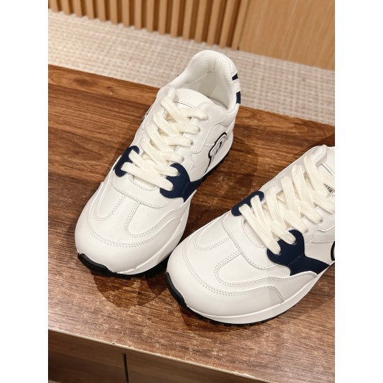 Dior Sneakers