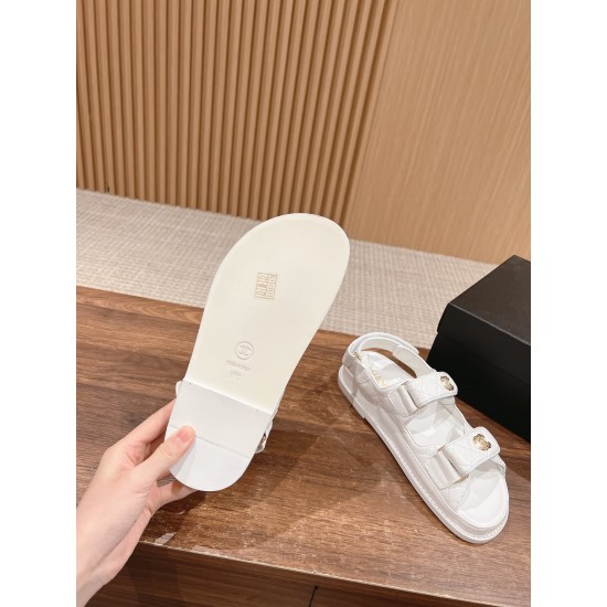 CHANEL Sandals
