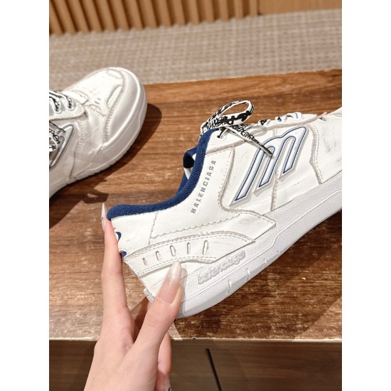 Balenciaga Sneakers