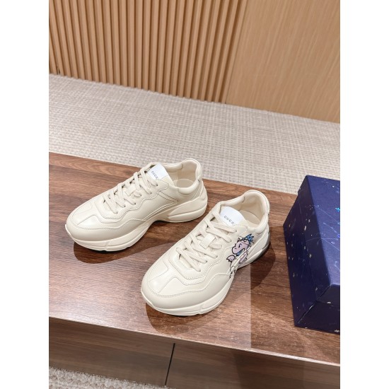 Gucci Sneakers