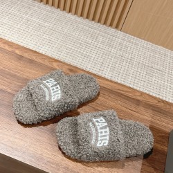  Balenciaga Slippers