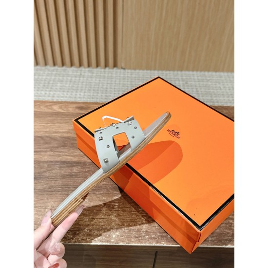 Hermes Slippers