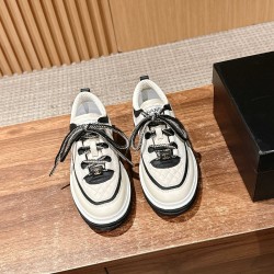 CHANEL Sneakers