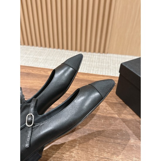 CHANEL Ballerinas