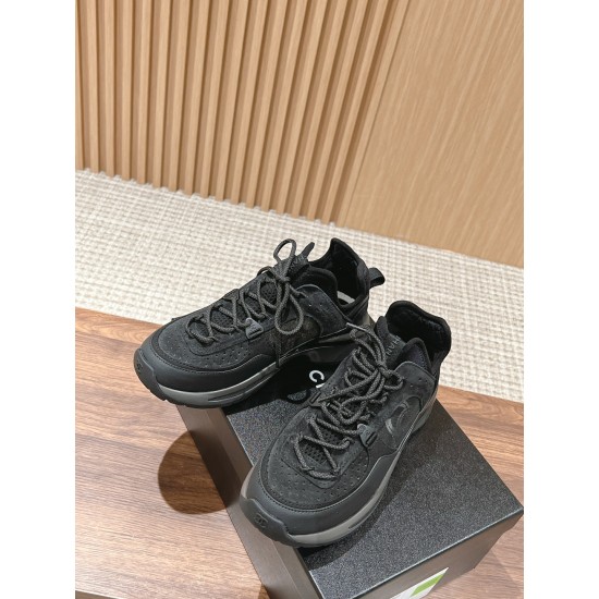 CHANEL Sneakers