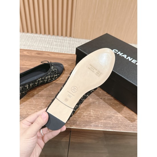 CHANEL Ballerinas