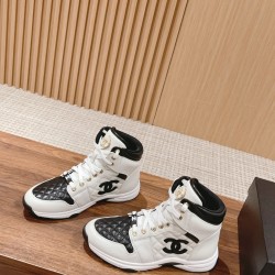 CHANEL Boots
