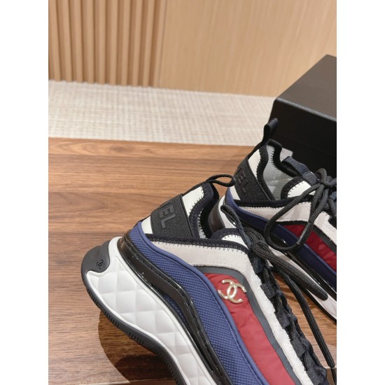 CHANEL Sneakers