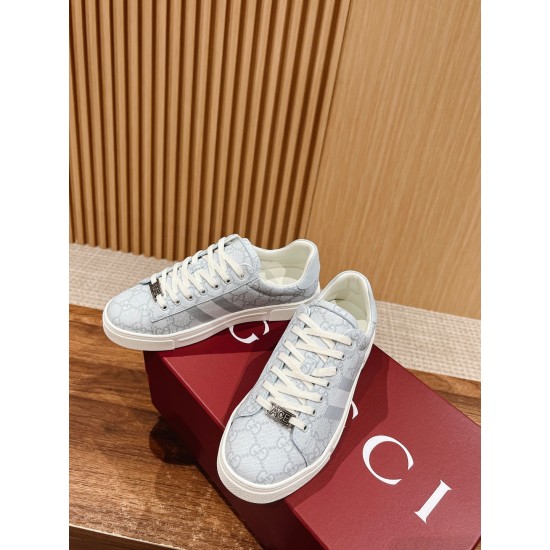 Gucci Sneakers
