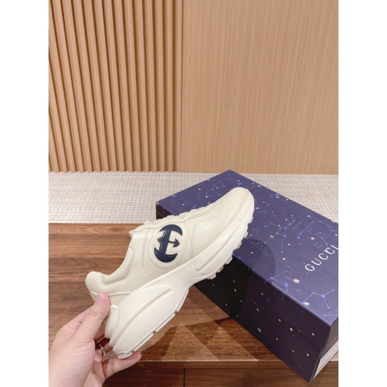 Gucci Sneakers