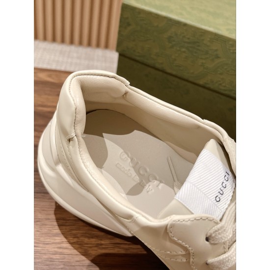 Gucci Sneakers