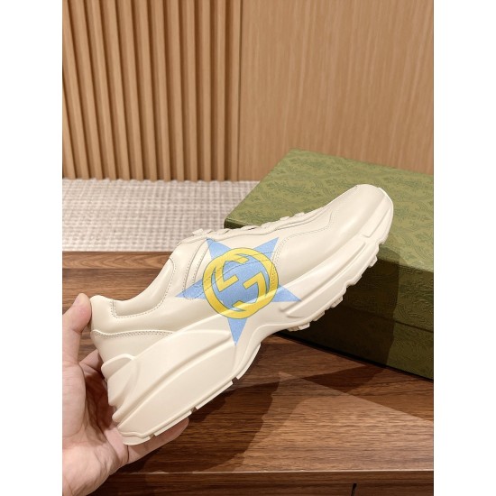 Gucci Sneakers