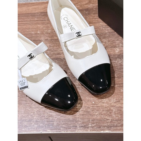 CHANEL Ballerinas