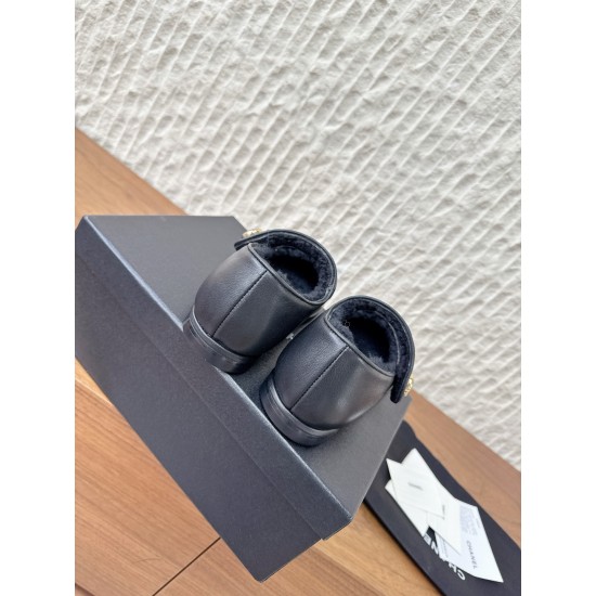 CHANEL Loafers
