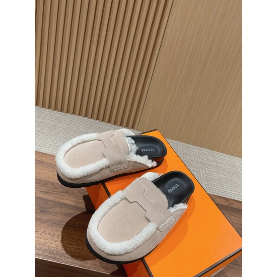 Hermes Iota mule