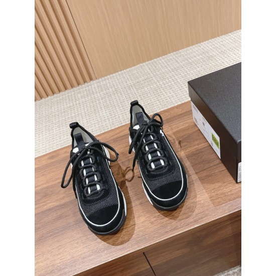 CHANEL Sneakers