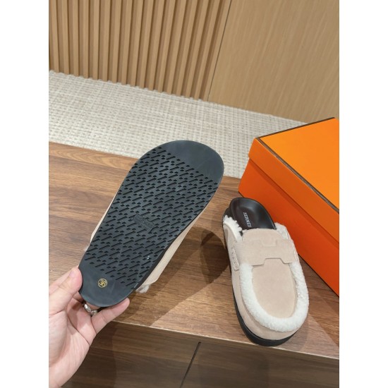 Hermes Iota mule