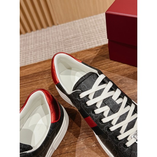 Gucci Sneakers