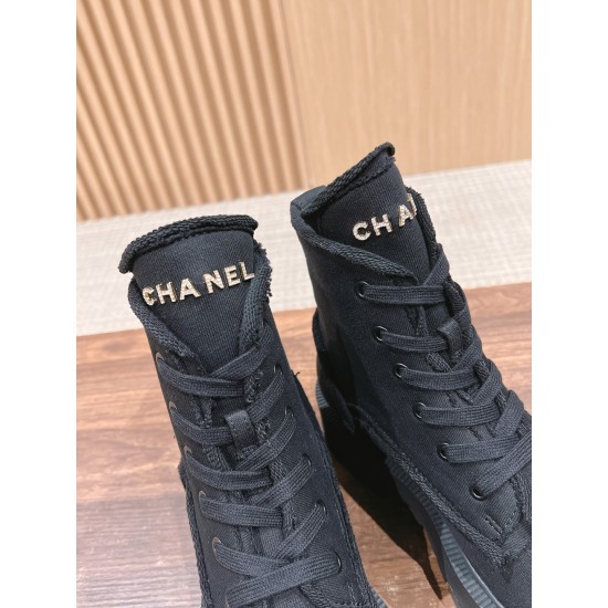 CHANEL Boots