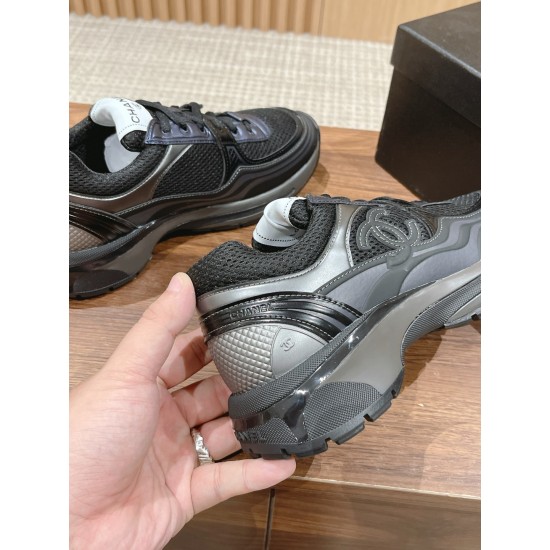 CHANEL Sneakers