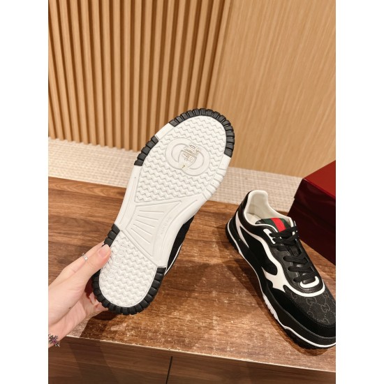 Gucci Sneakers