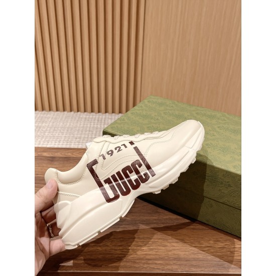 Gucci Sneakers