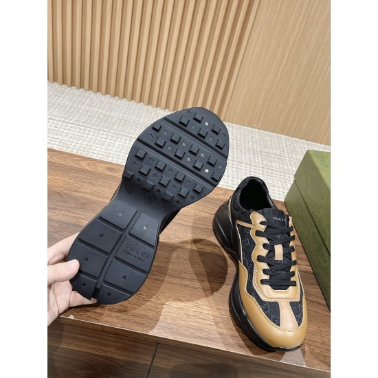 Gucci Sneakers