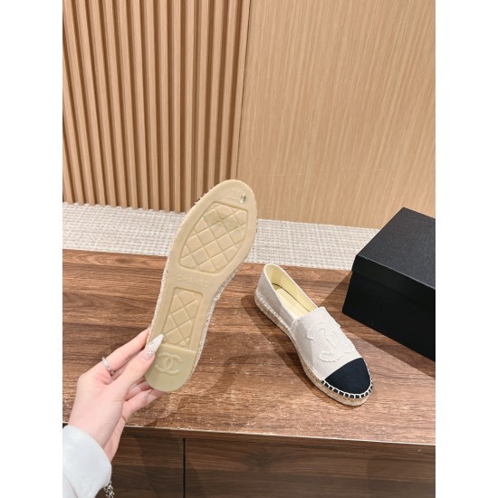 CHANEL Espadrilles