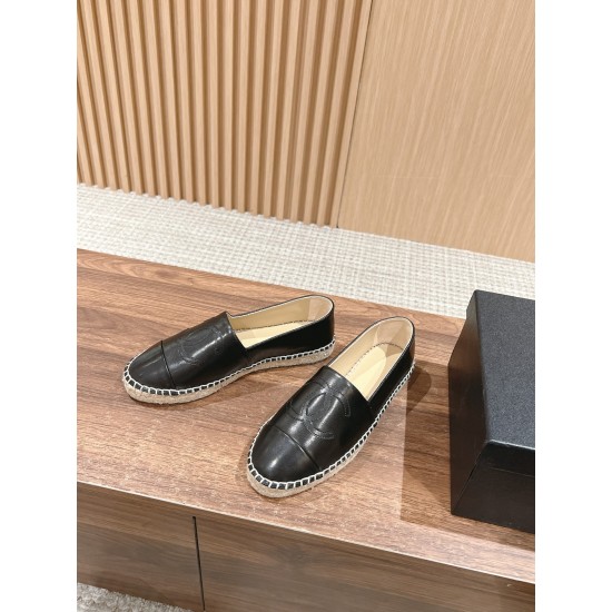 CHANEL Espadrilles