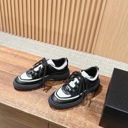 CHANEL Sneakers