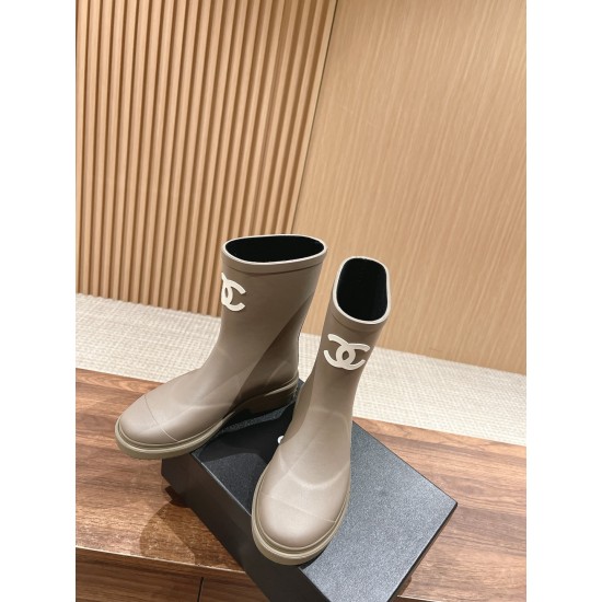 CHANEL Boots