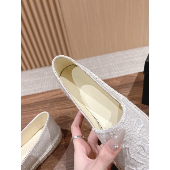CHANEL Espadrilles