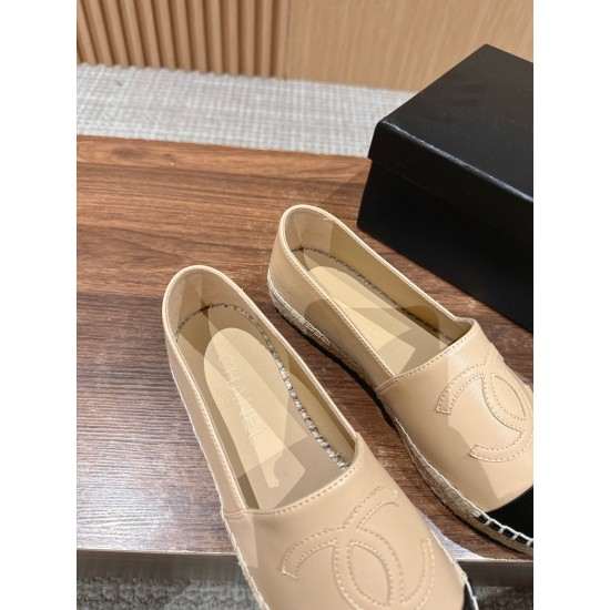 CHANEL Espadrilles