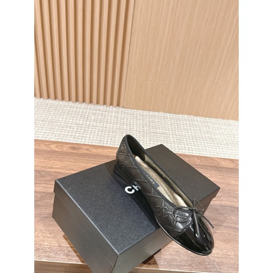 CHANEL Ballerinas