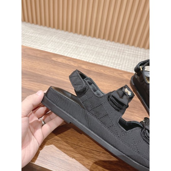 CHANEL Sandals