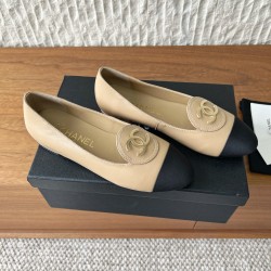 CHANEL Loafers