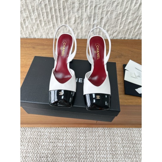 CHANEL Pumps and Slingbacks