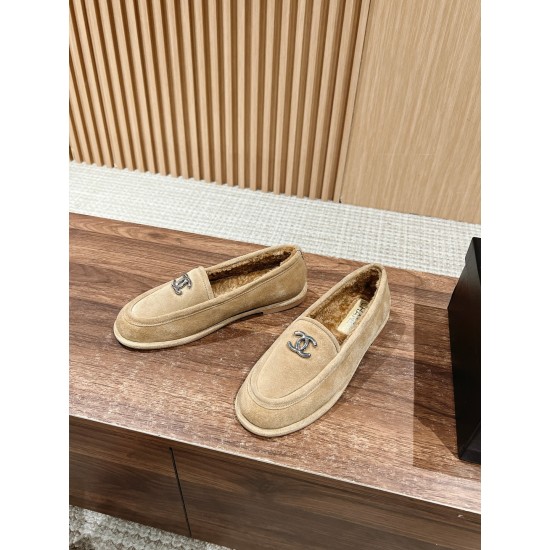 CHANEL Loafers