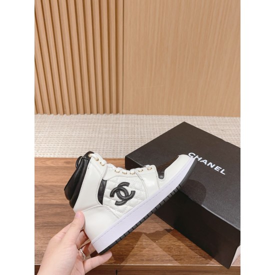 CHANEL Boots