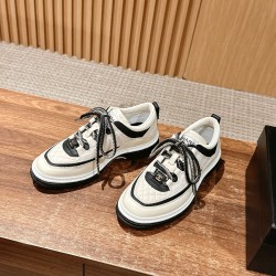 CHANEL Sneakers