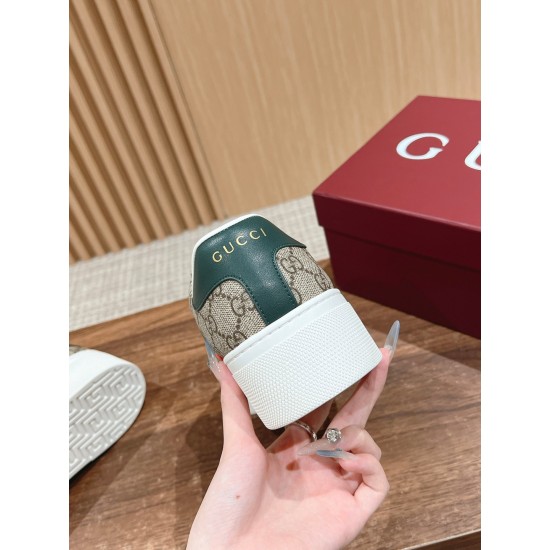 Gucci Sneakers
