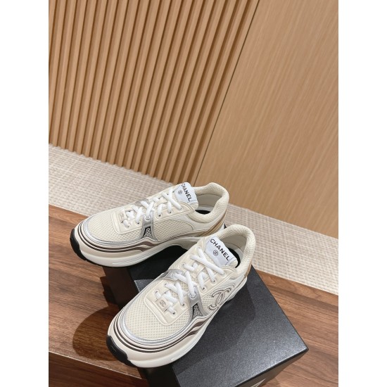 CHANEL Sneakers